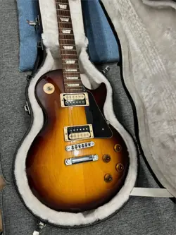 60'S STUDIO DELUXE