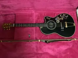 1990 BLACK WITH