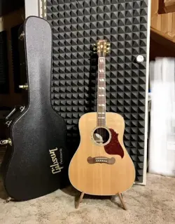GIBSON SONGWRITER 
