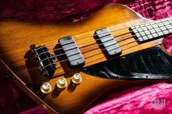 GIBSON THUNDERBIRD/1999 (1999)
