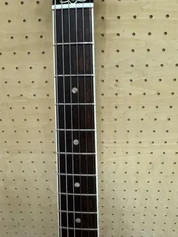 2011 GIBSON SG CLASSIC LONG VIBE ROLLER BEST