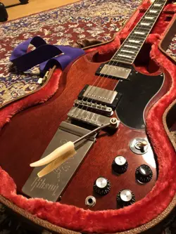 GIBSON SG MASTER VIBRATO 2019