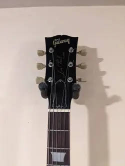 GIBSON LES PAUL CLASSIC GOLDTOP GUITAR