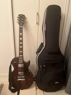GIBSON LES PAUL  / ELECTRIC GUITAR W/ SC MADE IN USA