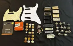 LOT. GIBSON FENDER