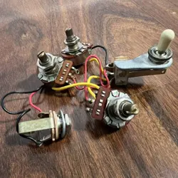 1984 GIBSON FLYING V POTS WIRING HARNESS SWITCH OUTPUT