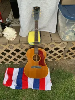1965 VINTAGE GIBSON