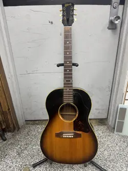 1963 GIBSON LG1