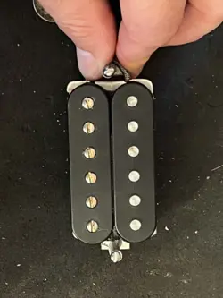 PICKUP BRIDGE BLACK