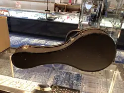 KALAMAZOO BY GIBSON MANDOLIN WITH ORIGINAL CASE...NICE !! ROUGHLY 26”X 10” LONG