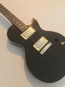 GUITAR NICE!