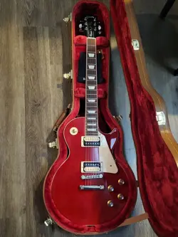 PAUL CLASSIC-TRANSLUCENT CHERRY