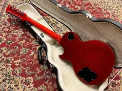 12-STRINGS