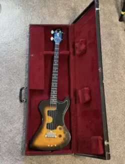 1980 GIBSON RD ARTIST BASS SUNBURST