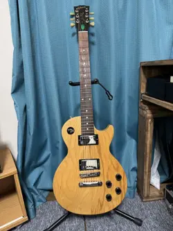 GIBSON LES PAUL STUDIO SMARTWOOD ELECTRIC GUITAR USED WITH HARD CASE