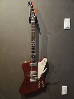 GIBSON CUSTOM SHOP FIREBIRD III CANDY APPLE RED, USED, EXCELLENT CONDITION