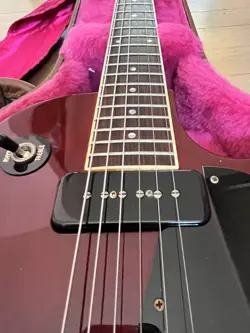 HARD CASE RED