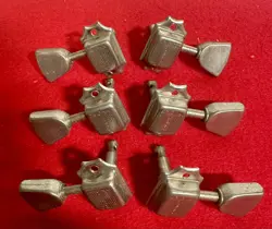 GUITAR TUNERS LOT