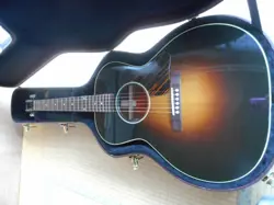 ACOUSTIC GUITAR LIKE