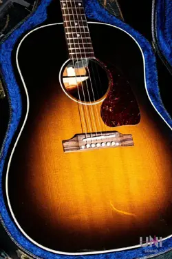GIBSON HISTORIC COLLECTION J-45 ACOUSTIC GUITAR 2005 - USED