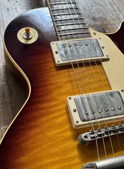 GIBSON CUSTOM SHOP CUSTOM SHOP MURPHY LAB 1959 LES PAUL ULTRA LIGHT AGED 2021