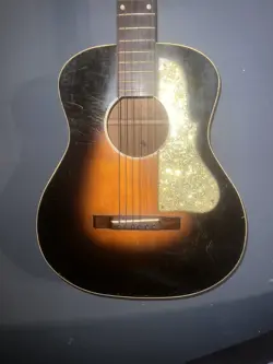 11 ARCHTOP UNIQUE