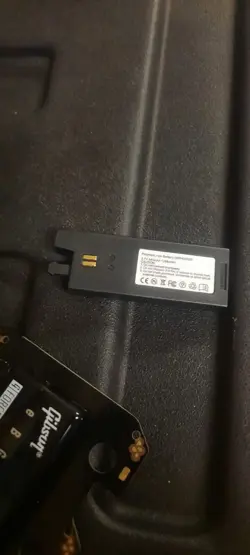 NO CHARGER