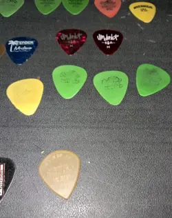 PICKS ASSORTED