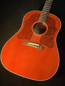 GIBSON CUSTOM SHOP 1960S J-45 ADJ CHERRY TOP MOD. (2007)