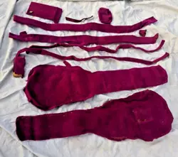 VINTAGE LATE 1970S GIBSON LES PAUL GUITAR CASE LINING