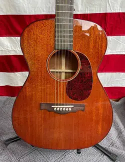 GUITARS. MARTIN