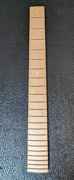 SCALE RARE