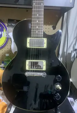 GIBSON BALDWIN EPOCH LES PAUL.