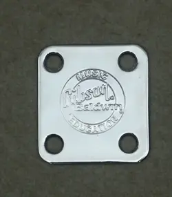 GIBSON LOGO GUITAR/BASS NECK PLATE GUITAR LINK BOARD SILVER