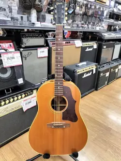 GIBSON J-50 2001 W/OHSC USED ACOUSTIC GUITAR FROM JAPAN