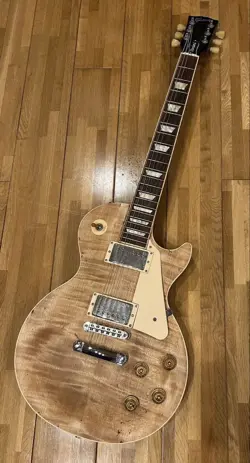 GIBSON LESPAUL STANDARD / ELECTRIC GUITAR W/ ORIGINAL HC MADE IN 2010