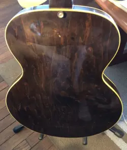 1962 GIBSON ES-120 T, PLUS HARD SHELL CASE