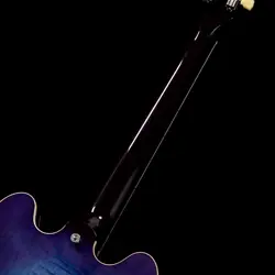 ES 335 FIGURED