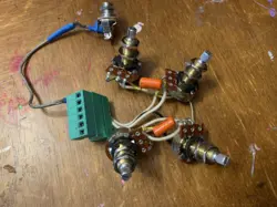 SOLDERLESS WIRING HARNESS-GIBSON LES PAUL /SG STYLE GUITARS- ORANGE DROP CAPS!