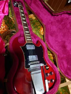 GIBSON SG STANDARD MAESTRO INCLUDED NO.MG743