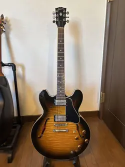 GIBSON ES-335 DOT REISSUE FIGURED 2004  NO.MG521