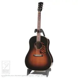 GIBSON 1942 J 45 LEGEND SPL