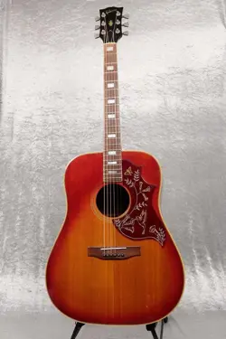 GIBSON HUMMINGBIRD CUSTOM  STORE