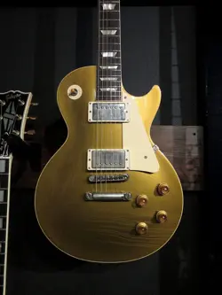GIBSON CUSTOM SHOP MURPHY LAB 1957 LES PAUL GOLD TOP ULTRA LIGHT AGED
