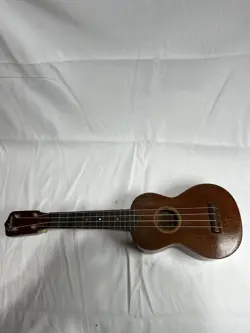UKULELE VINTAGE GIBSON