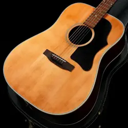 USED  GIBSON   J 50 DELUXE 1978