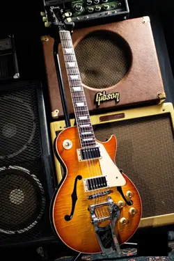 SUNBURST BIGSBY B7