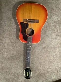 B-45-12 SUNBURST ACOUSTIC