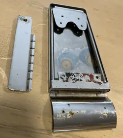 TAILPIECE FROM