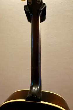 GUITAR GIBSON L-50
